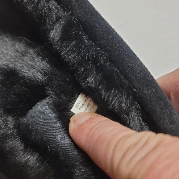 MyPillow MySlippers Men's Slip-On Black Suede Leather Slippers 4 Tier Cushion - Picture 7 of 7